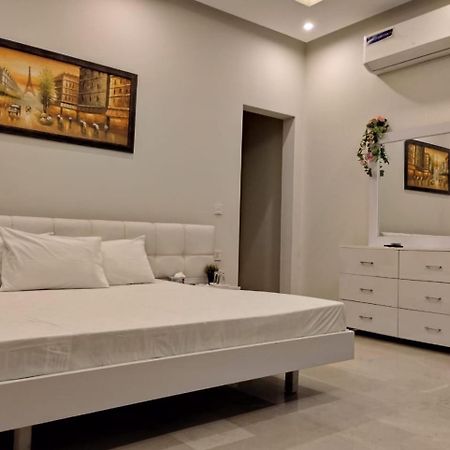 Itl Guesthouse Rawalpindi Ngoại thất bức ảnh