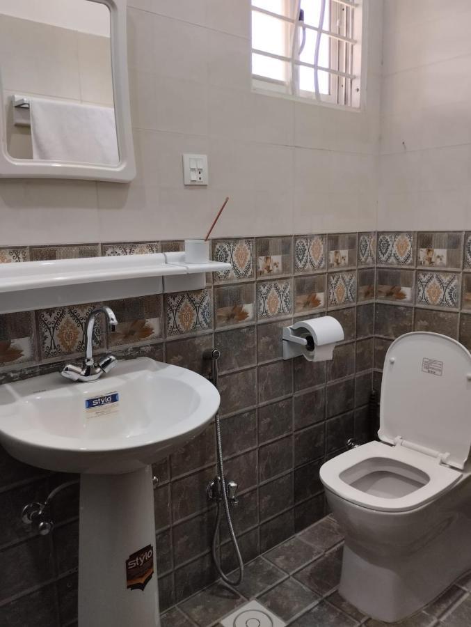 Itl Guesthouse Rawalpindi Ngoại thất bức ảnh